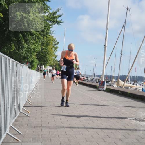 17.08.2025 - KN Förde Triathlon 2025 KatJ http://msf.ph/oto/8593344 17.08.2025 10:20:56 Laufen 158 meine-sportfotos.de