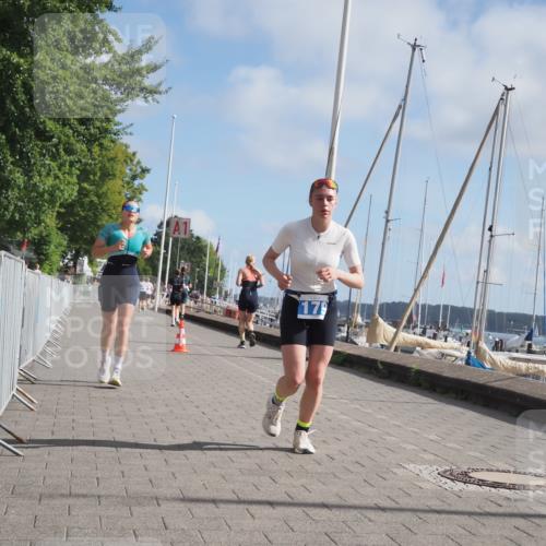 17.08.2025 - KN Förde Triathlon 2025 KatJ http://msf.ph/oto/8593464 17.08.2025 10:21:06 Laufen 179, 220 meine-sportfotos.de