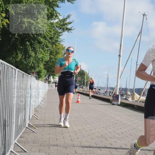 17.08.2025 - KN Förde Triathlon 2025 KatJ http://msf.ph/oto/8593511 17.08.2025 10:21:07 Laufen 179, 220 meine-sportfotos.de
