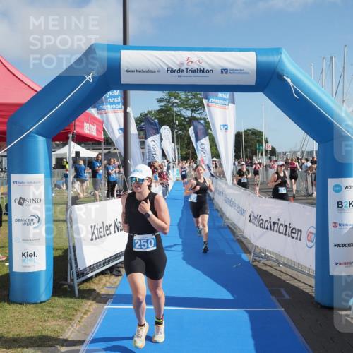 17.08.2025 - KN Förde Triathlon 2025 MichiJ http://msf.ph/oto/8593513 17.08.2025 10:37:02 Laufen 185, 202, 250 meine-sportfotos.de