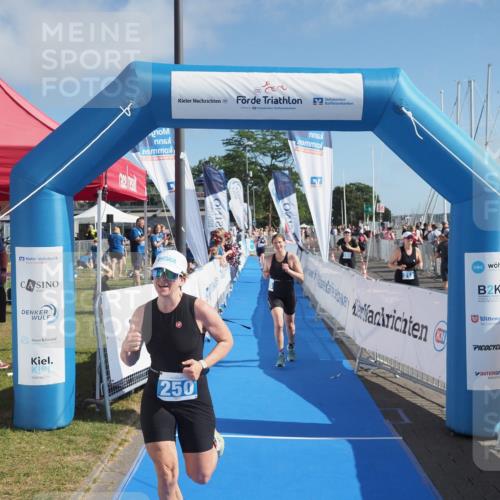 17.08.2025 - KN Förde Triathlon 2025 MichiJ http://msf.ph/oto/8593521 17.08.2025 10:37:02 Laufen 185, 202, 250 meine-sportfotos.de