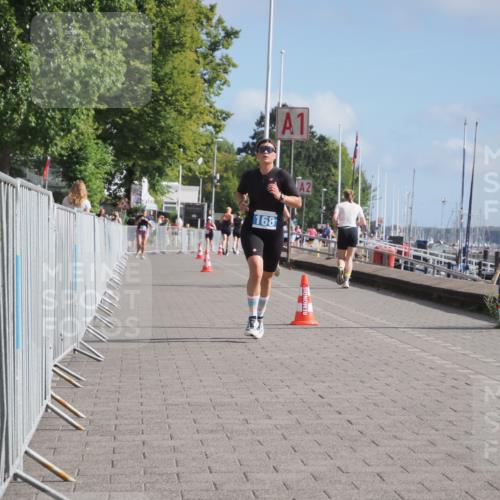 17.08.2025 - KN Förde Triathlon 2025 KatJ http://msf.ph/oto/8593542 17.08.2025 10:21:21 Laufen 168 meine-sportfotos.de