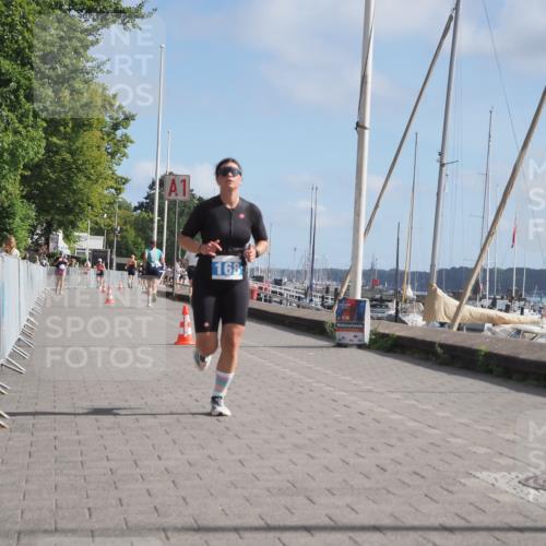 17.08.2025 - KN Förde Triathlon 2025 KatJ http://msf.ph/oto/8593615 17.08.2025 10:21:23 Laufen 168 meine-sportfotos.de