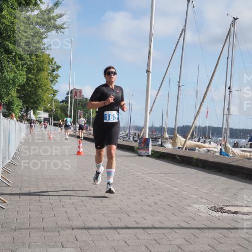 17.08.2025 - KN Förde Triathlon 2025 KatJ http://msf.ph/oto/8593640 17.08.2025 10:21:24 Laufen 168 meine-sportfotos.de