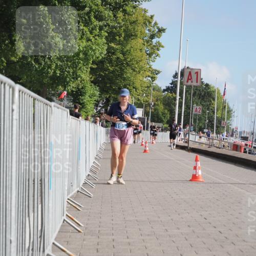 17.08.2025 - KN Förde Triathlon 2025 KatJ http://msf.ph/oto/8593685 17.08.2025 10:21:43 Laufen 195 meine-sportfotos.de