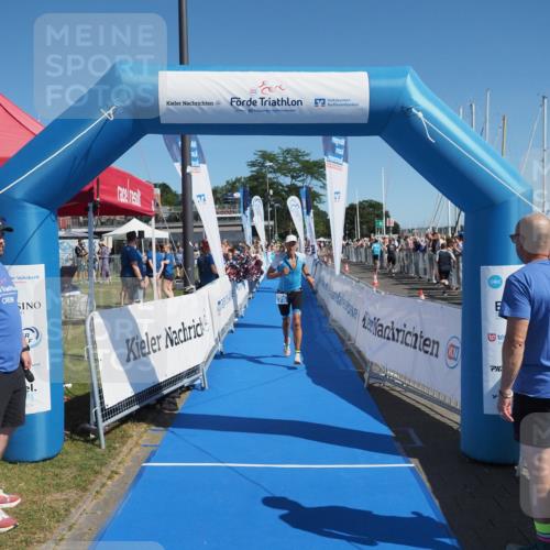 17.08.2025 - KN Förde Triathlon 2025 MichiJ http://msf.ph/oto/8593753 17.08.2025 12:01:13 Laufen 275, 287 meine-sportfotos.de