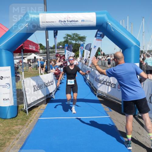 17.08.2025 - KN Förde Triathlon 2025 MichiJ http://msf.ph/oto/8593777 17.08.2025 13:54:08 Laufen 437, 513 meine-sportfotos.de