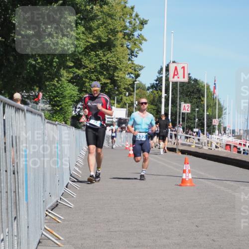 17.08.2025 - KN Förde Triathlon 2025 KatJ http://msf.ph/oto/8593783 17.08.2025 13:39:42 Laufen 412, 422 meine-sportfotos.de