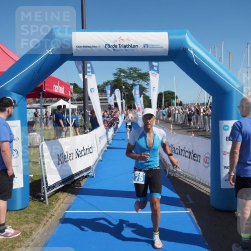 17.08.2025 - KN Förde Triathlon 2025 MichiJ http://msf.ph/oto/8593842 17.08.2025 12:01:15 Laufen 275, 287 meine-sportfotos.de