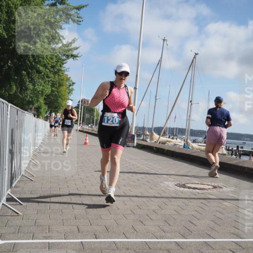 17.08.2025 - KN Förde Triathlon 2025 KatJ http://msf.ph/oto/8593843 17.08.2025 10:21:55 Laufen 120, 126, 148, 153, 224, 250 meine-sportfotos.de
