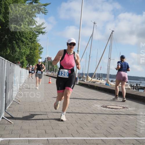 17.08.2025 - KN Förde Triathlon 2025 KatJ http://msf.ph/oto/8593849 17.08.2025 10:21:55 Laufen 120, 126, 148, 153, 224, 250 meine-sportfotos.de