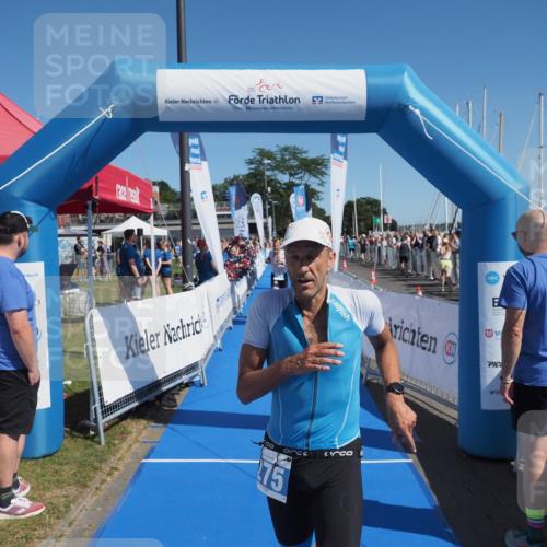 17.08.2025 - KN Förde Triathlon 2025 MichiJ http://msf.ph/oto/8593868 17.08.2025 12:01:15 Laufen 275, 287 meine-sportfotos.de