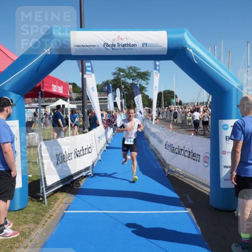 17.08.2025 - KN Förde Triathlon 2025 MichiJ http://msf.ph/oto/8593954 17.08.2025 12:01:17 Laufen 275, 287 meine-sportfotos.de