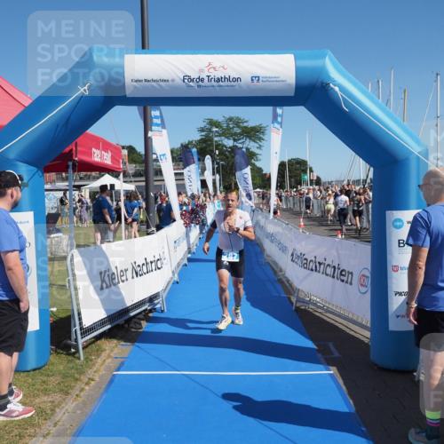 17.08.2025 - KN Förde Triathlon 2025 MichiJ http://msf.ph/oto/8593967 17.08.2025 12:01:17 Laufen 275, 287 meine-sportfotos.de