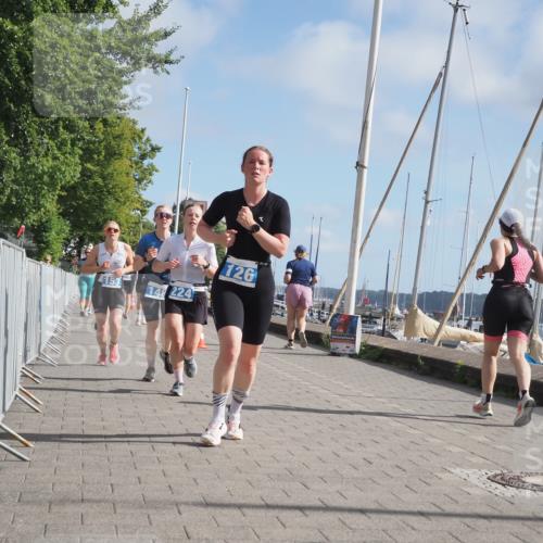 17.08.2025 - KN Förde Triathlon 2025 KatJ http://msf.ph/oto/8593982 17.08.2025 10:22:01 Laufen 126, 147, 148, 153, 166, 224, 250 meine-sportfotos.de
