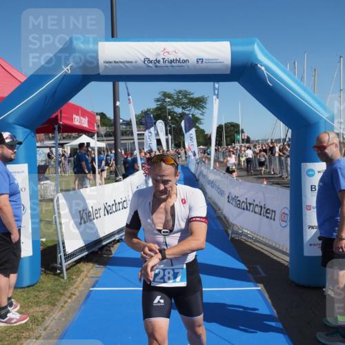 17.08.2025 - KN Förde Triathlon 2025 MichiJ http://msf.ph/oto/8594053 17.08.2025 12:01:19 Laufen 275, 287 meine-sportfotos.de