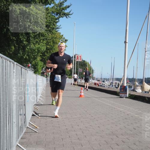 17.08.2025 - KN Förde Triathlon 2025 KatJ http://msf.ph/oto/8594110 17.08.2025 11:39:31 Laufen 265, 267 meine-sportfotos.de