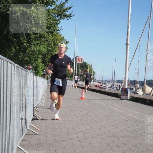 17.08.2025 - KN Förde Triathlon 2025 KatJ http://msf.ph/oto/8594116 17.08.2025 11:39:31 Laufen 265, 267 meine-sportfotos.de
