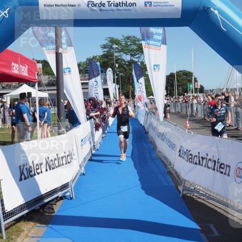17.08.2025 - KN Förde Triathlon 2025 MichiJ http://msf.ph/oto/8594183 17.08.2025 12:01:30 Laufen 389 meine-sportfotos.de