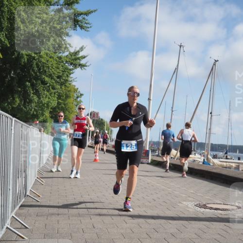 17.08.2025 - KN Förde Triathlon 2025 KatJ http://msf.ph/oto/8594221 17.08.2025 10:22:10 Laufen 125, 147, 166, 171, 219 meine-sportfotos.de