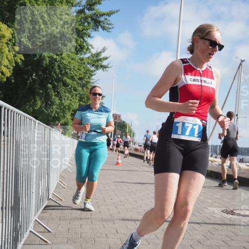 17.08.2025 - KN Förde Triathlon 2025 KatJ http://msf.ph/oto/8594293 17.08.2025 10:22:13 Laufen 125, 171, 219 meine-sportfotos.de