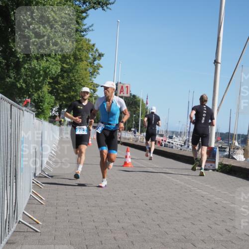 17.08.2025 - KN Förde Triathlon 2025 KatJ http://msf.ph/oto/8594313 17.08.2025 11:39:40 Laufen 275, 283 meine-sportfotos.de