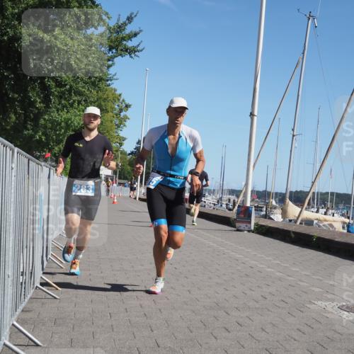 17.08.2025 - KN Förde Triathlon 2025 KatJ http://msf.ph/oto/8594364 17.08.2025 11:39:42 Laufen 275, 283 meine-sportfotos.de