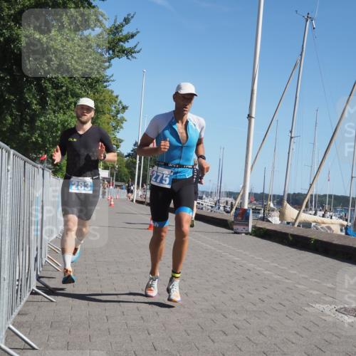 17.08.2025 - KN Förde Triathlon 2025 KatJ http://msf.ph/oto/8594371 17.08.2025 11:39:42 Laufen 275, 283 meine-sportfotos.de