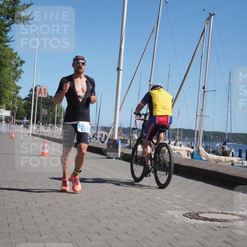 17.08.2025 - KN Förde Triathlon 2025 KatJ http://msf.ph/oto/8594510 17.08.2025 11:40:04 Laufen 261 meine-sportfotos.de