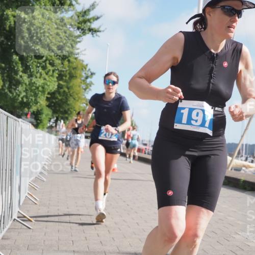 17.08.2025 - KN Förde Triathlon 2025 KatJ http://msf.ph/oto/8594612 17.08.2025 10:22:54 Laufen 107, 111, 118, 145, 197, 202 meine-sportfotos.de