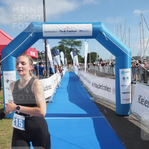 17.08.2025 - KN Förde Triathlon 2025 MichiJ http://msf.ph/oto/8594819 17.08.2025 10:38:43 Laufen 215 meine-sportfotos.de