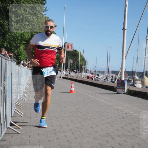 17.08.2025 - KN Förde Triathlon 2025 KatJ http://msf.ph/oto/8595087 17.08.2025 11:42:25 Laufen 306 meine-sportfotos.de