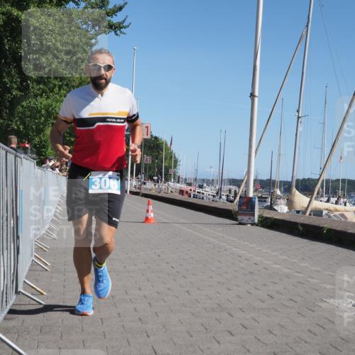 17.08.2025 - KN Förde Triathlon 2025 KatJ http://msf.ph/oto/8595108 17.08.2025 11:42:26 Laufen 306 meine-sportfotos.de