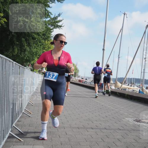 17.08.2025 - KN Förde Triathlon 2025 KatJ http://msf.ph/oto/8595287 17.08.2025 10:24:04 Laufen 137, 215, 246 meine-sportfotos.de