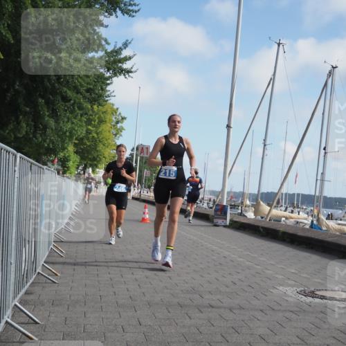 17.08.2025 - KN Förde Triathlon 2025 KatJ http://msf.ph/oto/8595300 17.08.2025 10:24:06 Laufen 137, 215, 246 meine-sportfotos.de