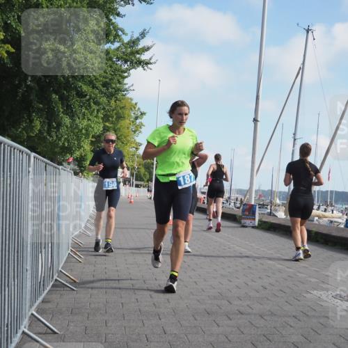 17.08.2025 - KN Förde Triathlon 2025 KatJ http://msf.ph/oto/8595424 17.08.2025 10:24:15 Laufen 187, 190, 223 meine-sportfotos.de
