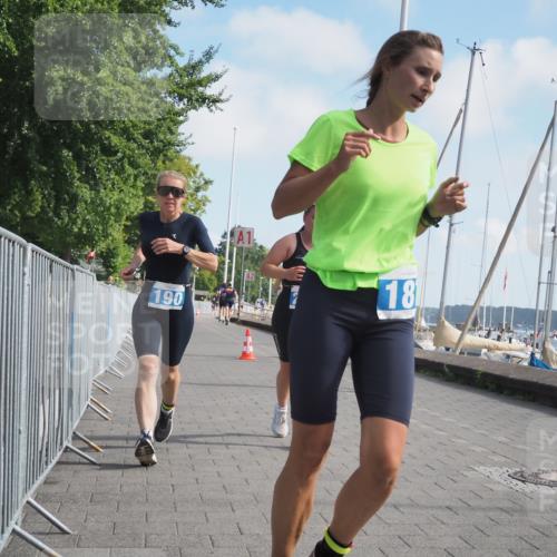 17.08.2025 - KN Förde Triathlon 2025 KatJ http://msf.ph/oto/8595448 17.08.2025 10:24:17 Laufen 187, 190, 223 meine-sportfotos.de