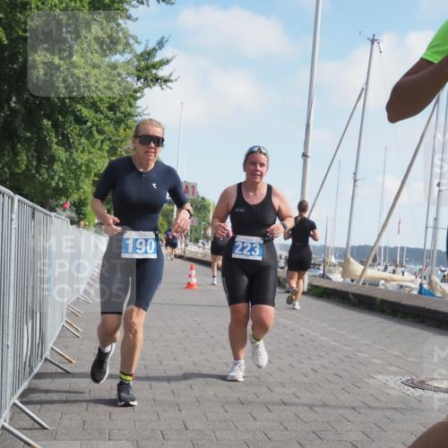 17.08.2025 - KN Förde Triathlon 2025 KatJ http://msf.ph/oto/8595466 17.08.2025 10:24:17 Laufen 187, 190, 223 meine-sportfotos.de