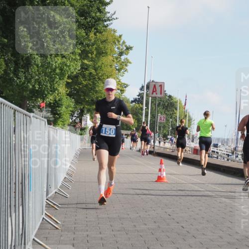 17.08.2025 - KN Förde Triathlon 2025 KatJ http://msf.ph/oto/8595506 17.08.2025 10:24:25 Laufen 150 meine-sportfotos.de