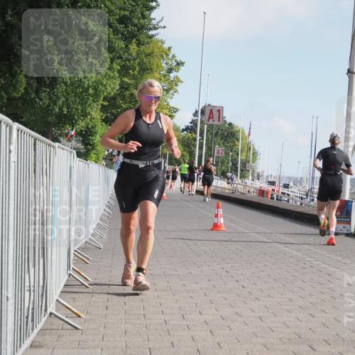 17.08.2025 - KN Förde Triathlon 2025 KatJ http://msf.ph/oto/8595590 17.08.2025 10:24:34 Laufen 183 meine-sportfotos.de