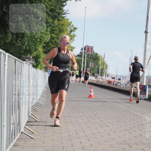 17.08.2025 - KN Förde Triathlon 2025 KatJ http://msf.ph/oto/8595595 17.08.2025 10:24:34 Laufen 183 meine-sportfotos.de