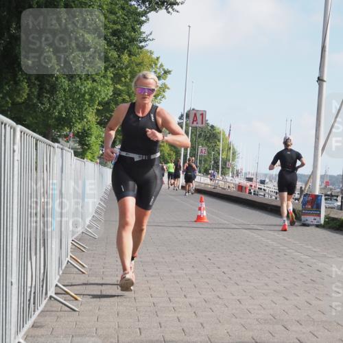 17.08.2025 - KN Förde Triathlon 2025 KatJ http://msf.ph/oto/8595607 17.08.2025 10:24:34 Laufen 183 meine-sportfotos.de