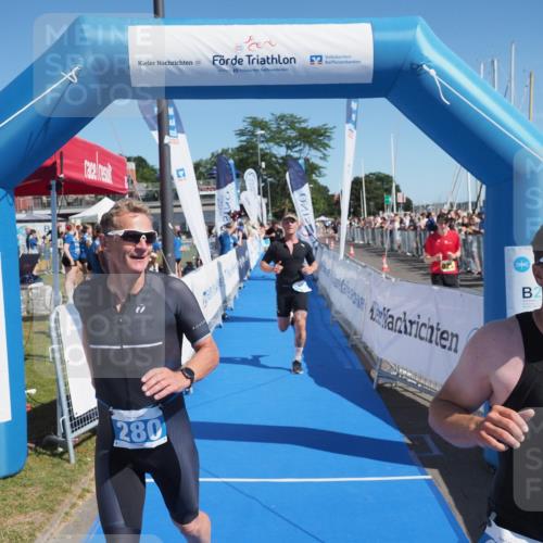 17.08.2025 - KN Förde Triathlon 2025 MichiJ http://msf.ph/oto/8595608 17.08.2025 12:04:39 Laufen 271, 280, 295, 306, 309 meine-sportfotos.de