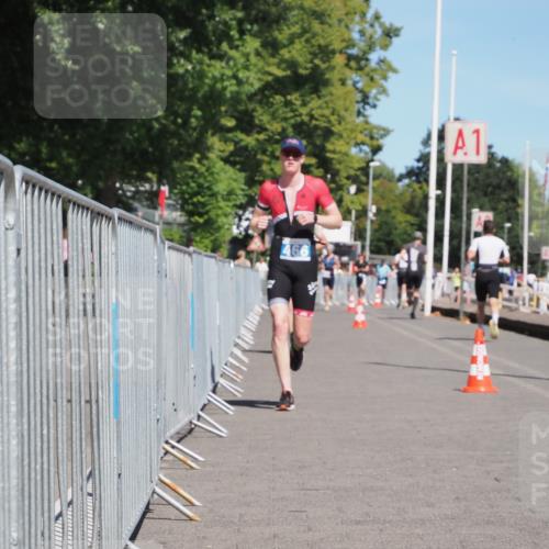 17.08.2025 - KN Förde Triathlon 2025 KatJ http://msf.ph/oto/8595623 17.08.2025 13:40:49 Laufen 466, 522, 548 meine-sportfotos.de