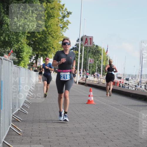 17.08.2025 - KN Förde Triathlon 2025 KatJ http://msf.ph/oto/8595690 17.08.2025 10:24:47 Laufen 210, 234 meine-sportfotos.de