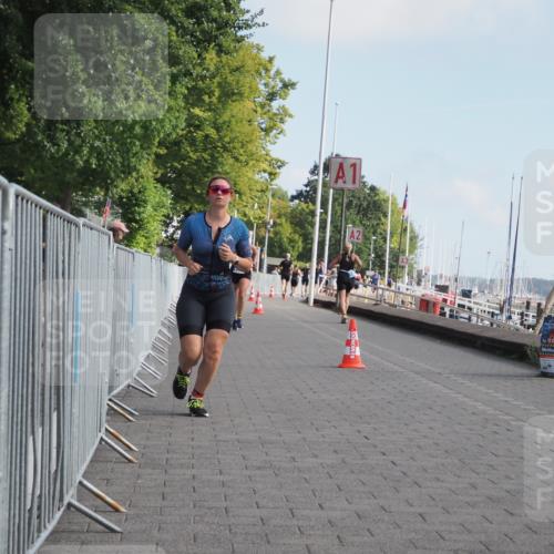17.08.2025 - KN Förde Triathlon 2025 KatJ http://msf.ph/oto/8595739 17.08.2025 10:24:51 Laufen 128, 210, 234 meine-sportfotos.de