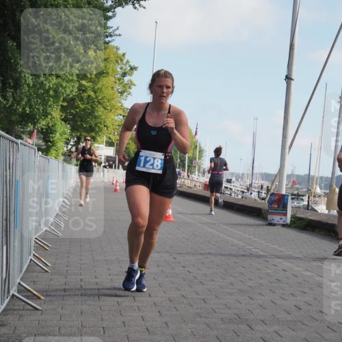 17.08.2025 - KN Förde Triathlon 2025 KatJ http://msf.ph/oto/8595835 17.08.2025 10:24:59 Laufen 128, 248 meine-sportfotos.de