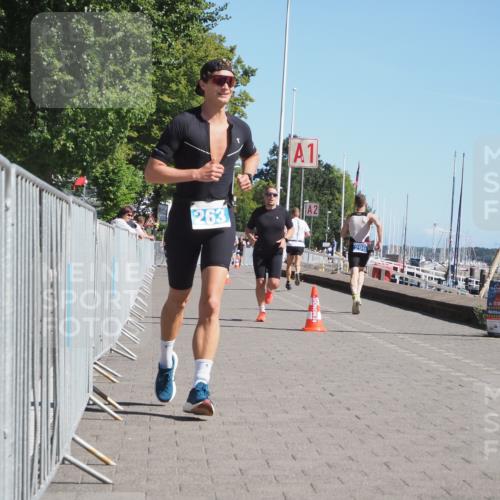 17.08.2025 - KN Förde Triathlon 2025 KatJ http://msf.ph/oto/8595876 17.08.2025 11:43:36 Laufen 263, 281 meine-sportfotos.de