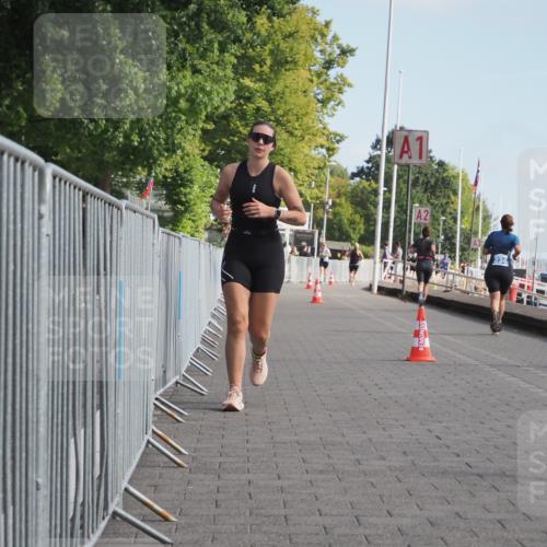 17.08.2025 - KN Förde Triathlon 2025 KatJ http://msf.ph/oto/8595897 17.08.2025 10:25:04 Laufen 248 meine-sportfotos.de