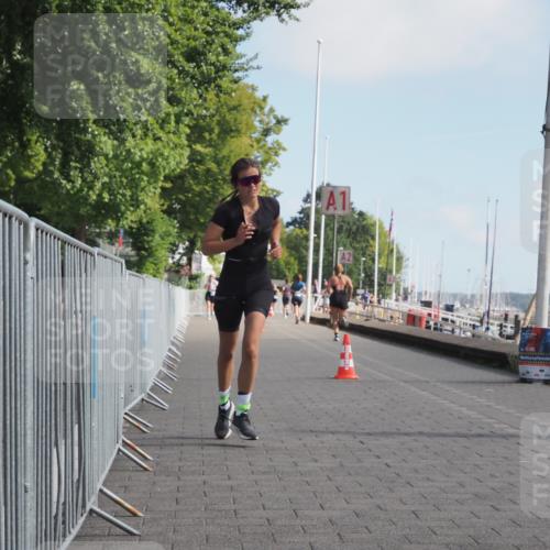 17.08.2025 - KN Förde Triathlon 2025 KatJ http://msf.ph/oto/8595998 17.08.2025 10:25:13 Laufen 200 meine-sportfotos.de